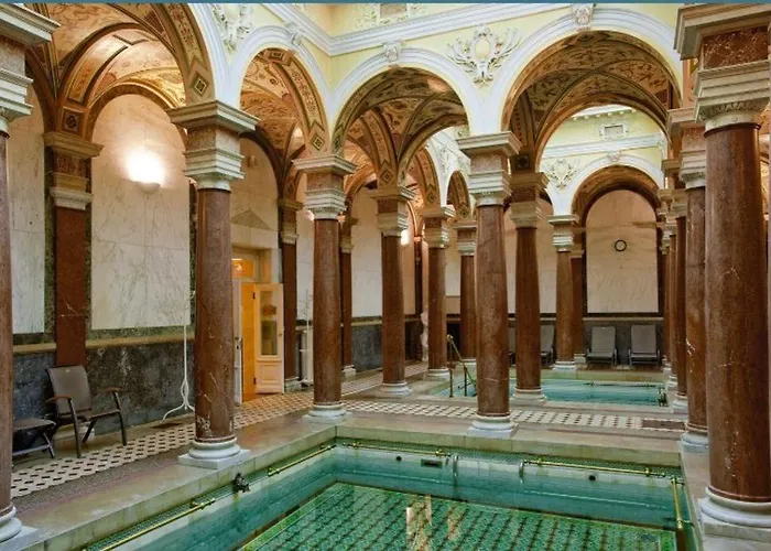 Hotel Ensana Nove Lazne 5*