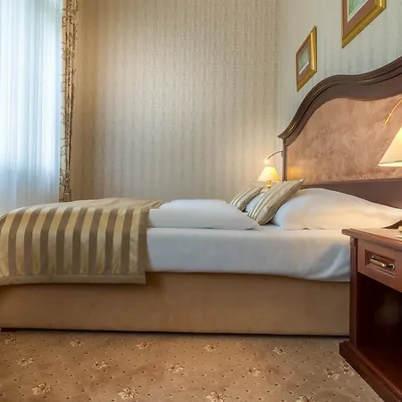 Hotell Ensana Nove Lazne Mariánské Lázně